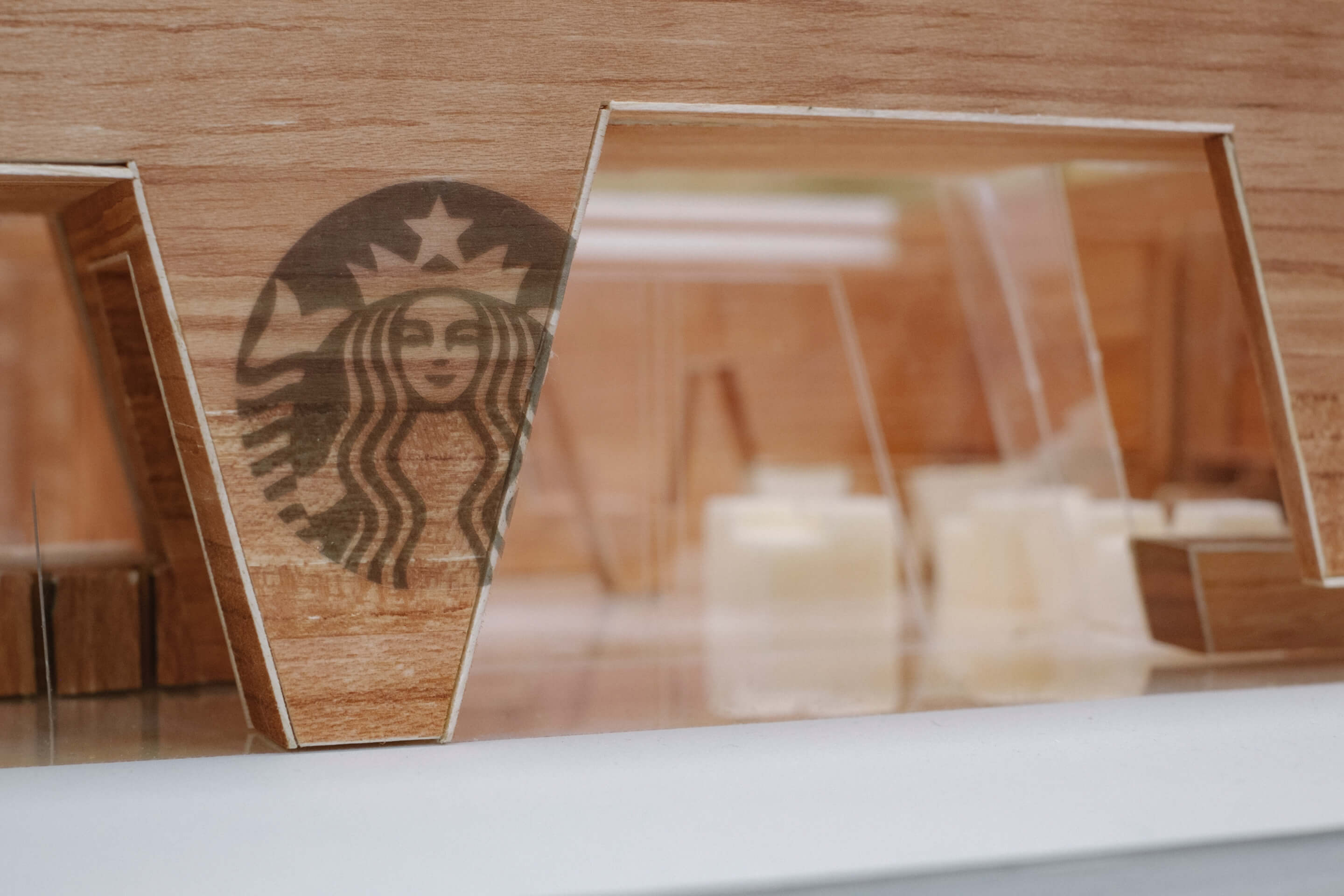 INT｜2年次｜Element 2｜商空間「人とともにあるカフェ／STARBUCKS」